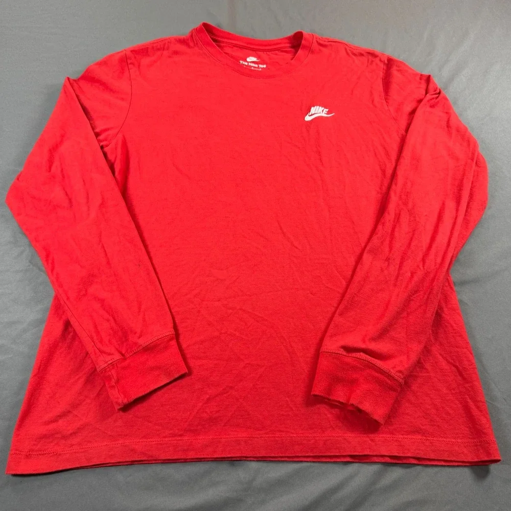Nike The Nike Tee Mens Medium Red Long Sleeve Embroidered Futura Logo T-Shirt